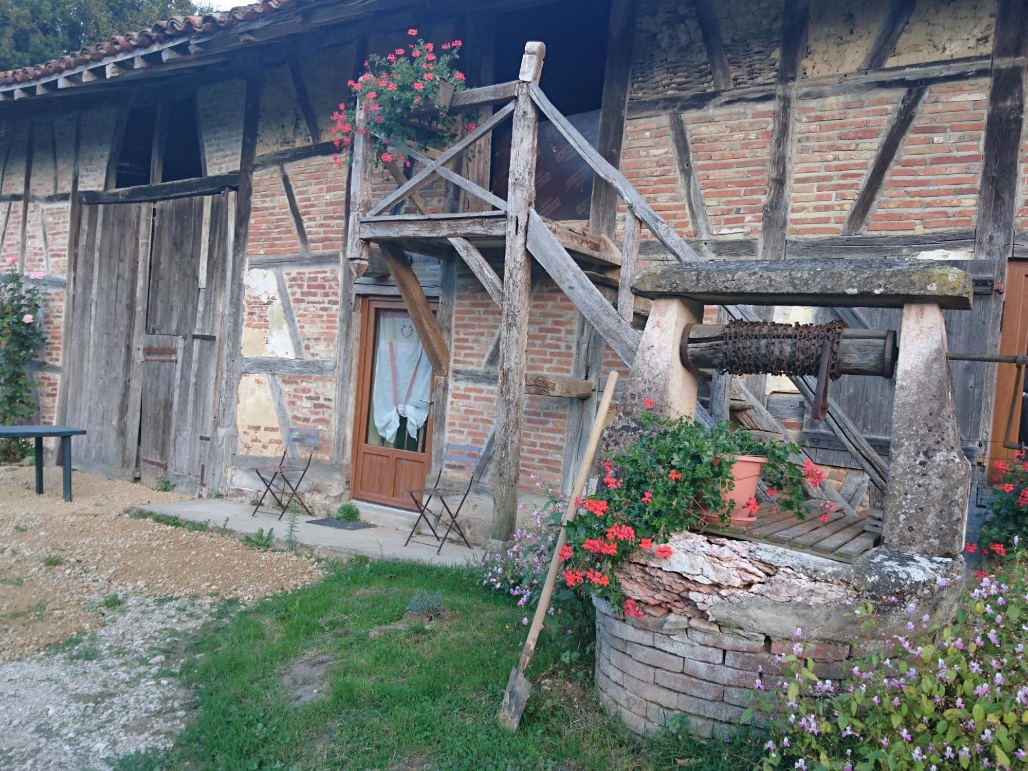 A La Poularde B&B Curciat-Dongalon Exteriör bild