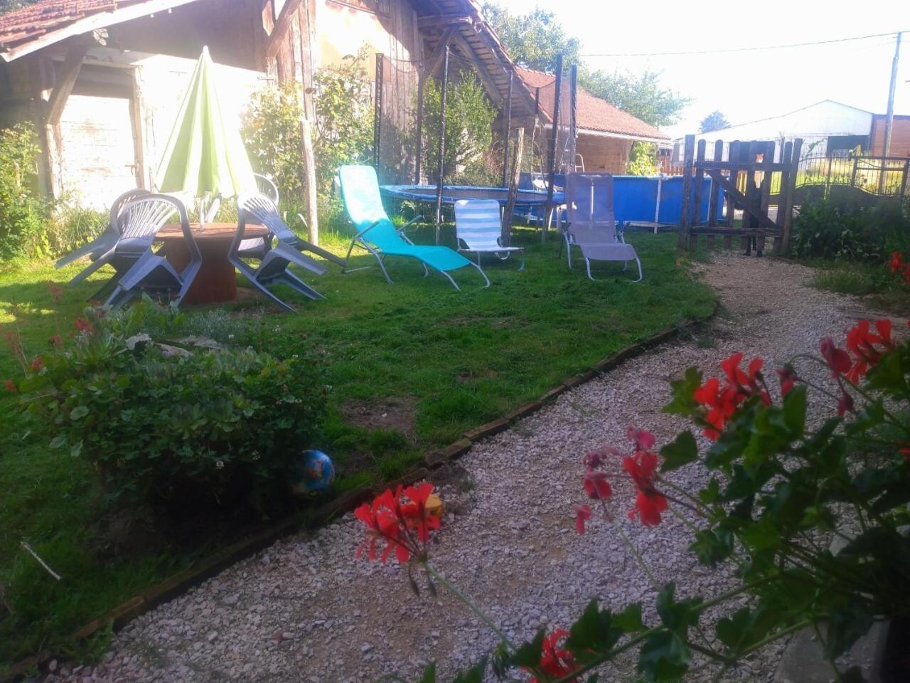 A La Poularde B&B Curciat-Dongalon Rum bild